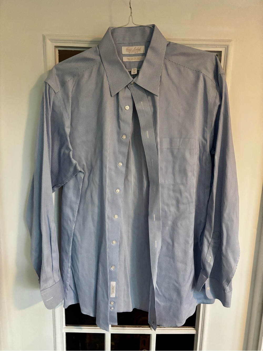 Roundtree & Yorke Men's Light Blue Dress Shirt